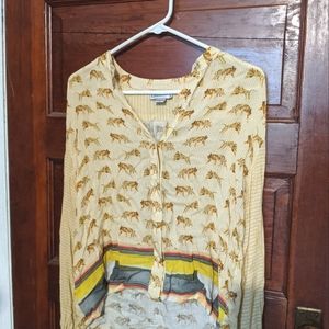 Anthropologie tiger shirt 👕